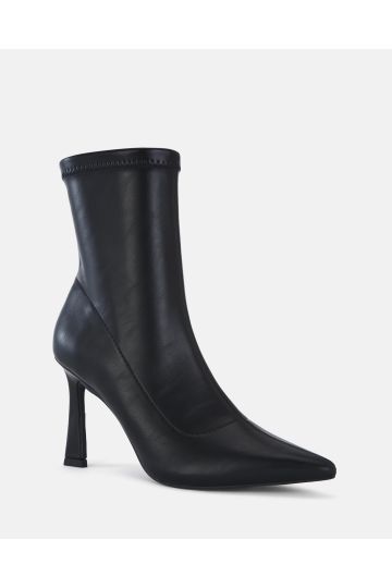 KROC / BLACK